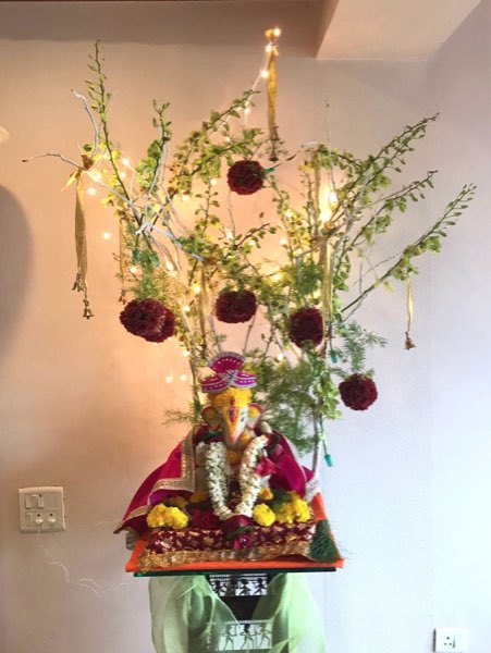 Order Flowers Online Mumbai for Ganpati Festival