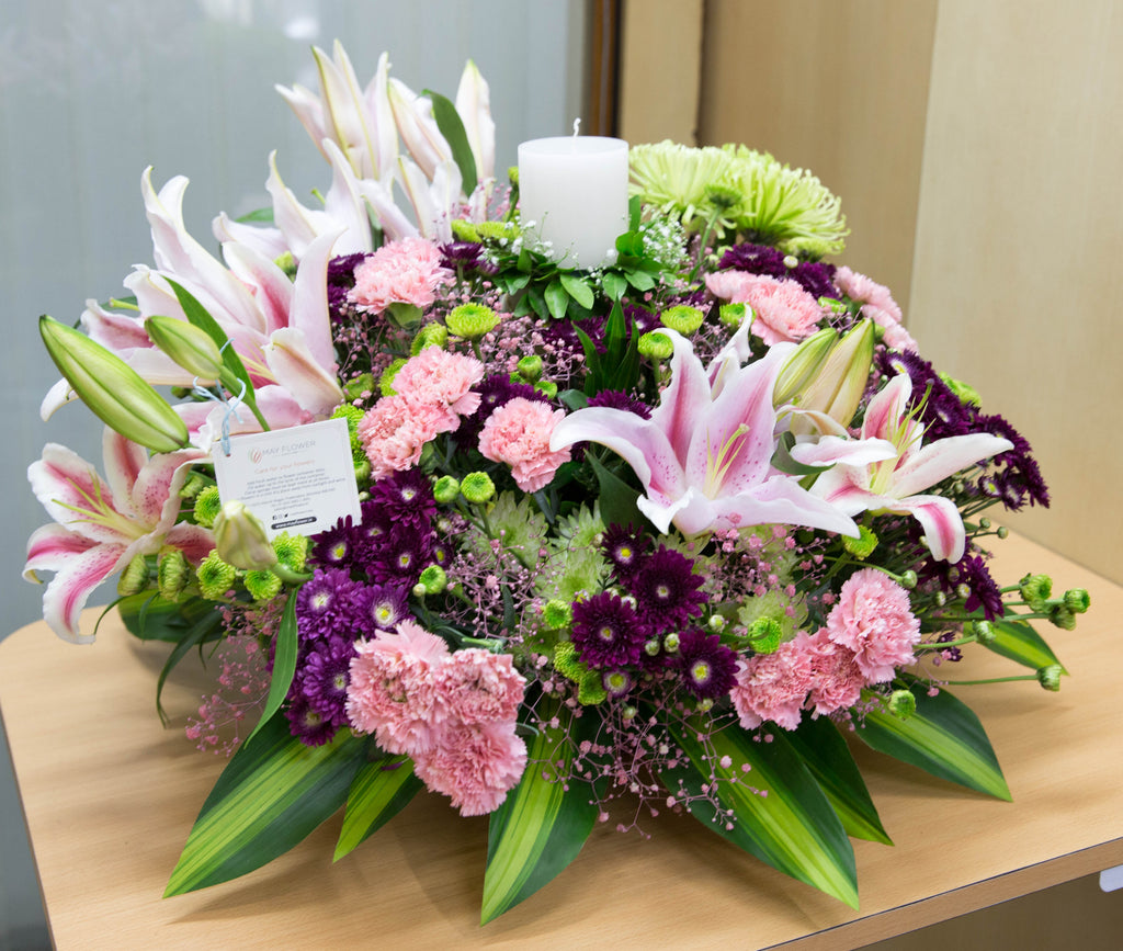 Order Flowers Online on Women's Day for your special lady