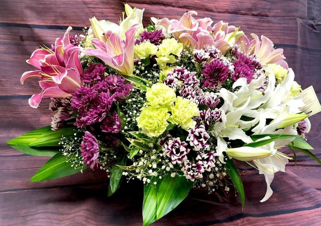 FLOWERS ARRANGEMENT & FLOWERS DELIVERY SERVICE Mumbai