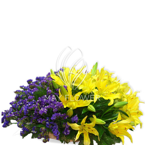 Twin Hues Arrangement Main image