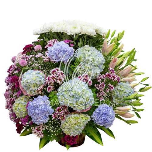 Exquisite Floral Vase Secondary image