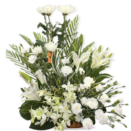 White Basket Florals Main image