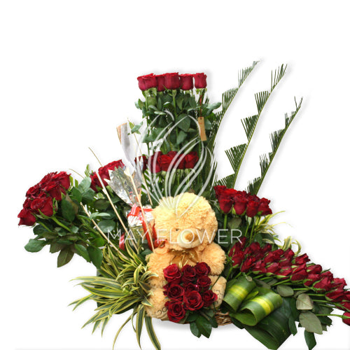 100 Roses and Stuffed Toy