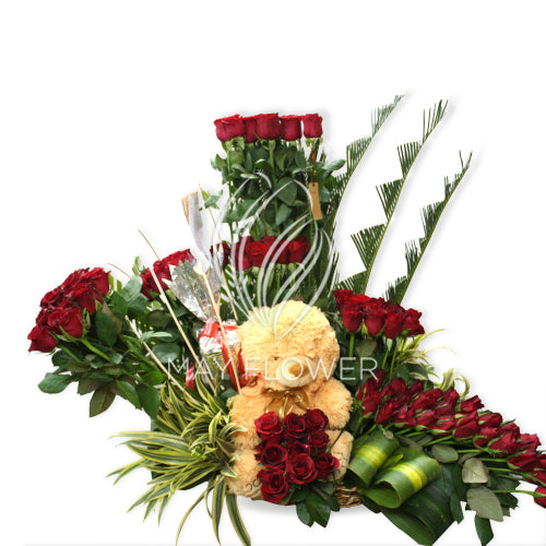 100 Roses and Stuffed Toy