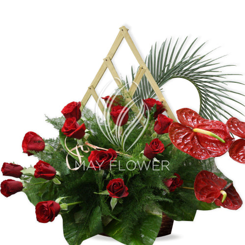 Red Flowers Bouquet Main image