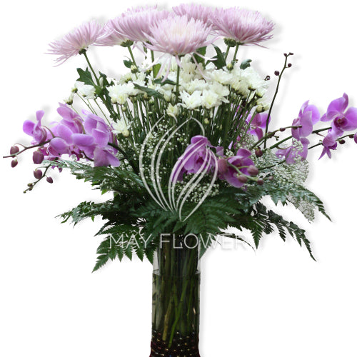 Dazzling Flowers in a Vase Main image