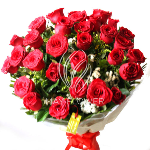 30 Red Rose Bunch Secondary image
