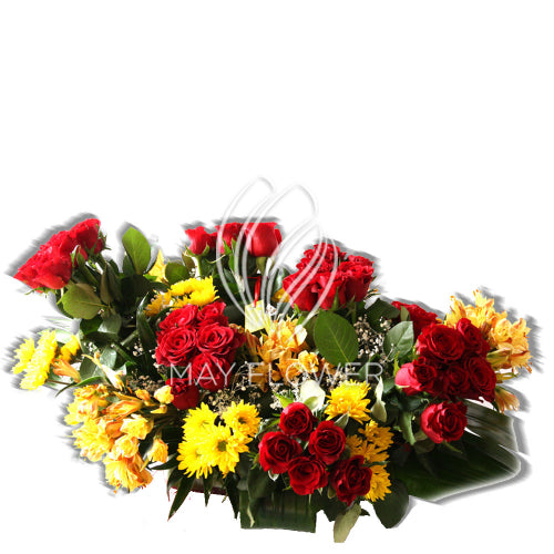 Rose Cluster Bouquet Secondary image