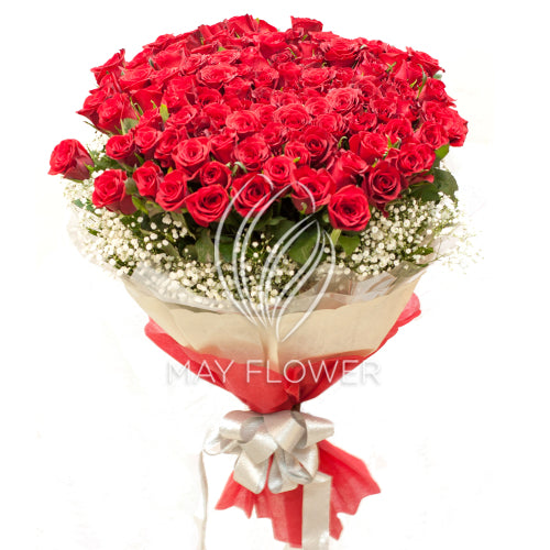 100 Red Rose Bunch Main image