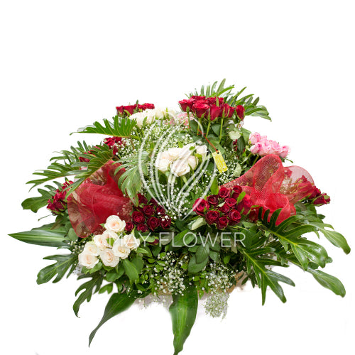 200 Roses Basket