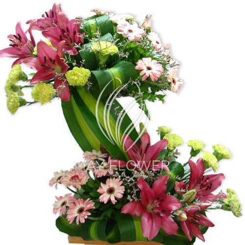 Twin Tier Florals