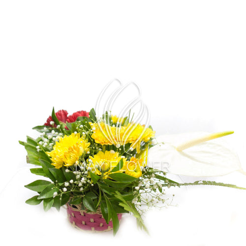 Little Blooms Bouquet Secondary image