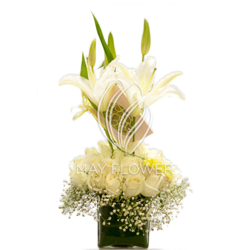Pearly Floral Charm Secondary image
