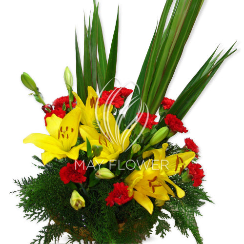 Carnations Lilium Basket Secondary image